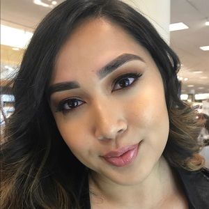 Meet your Posher, Ashia